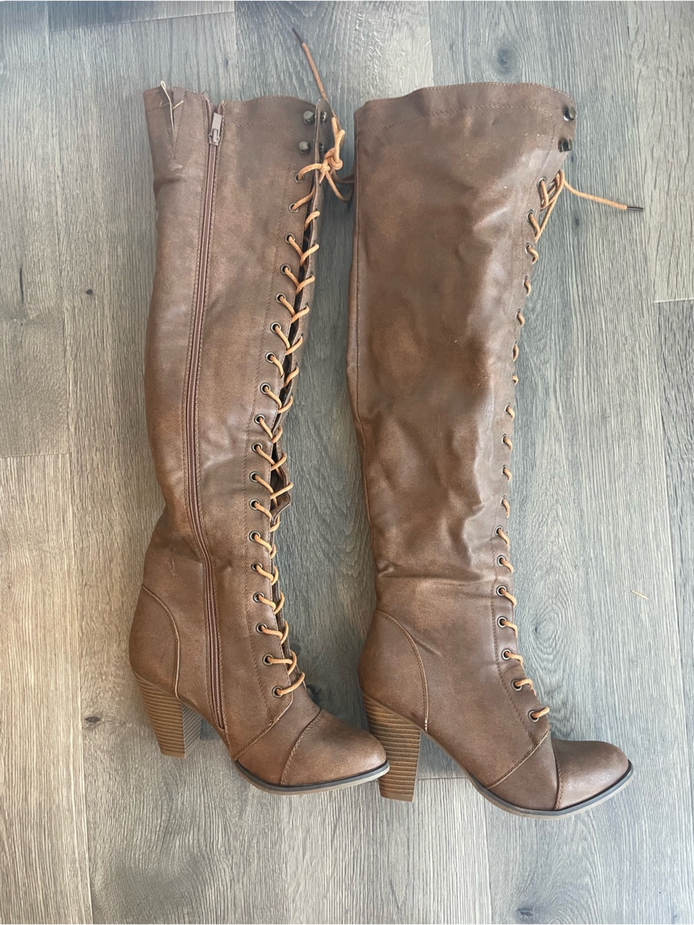 Brown Lace-Up Knee High Heeled Boots Size 9
